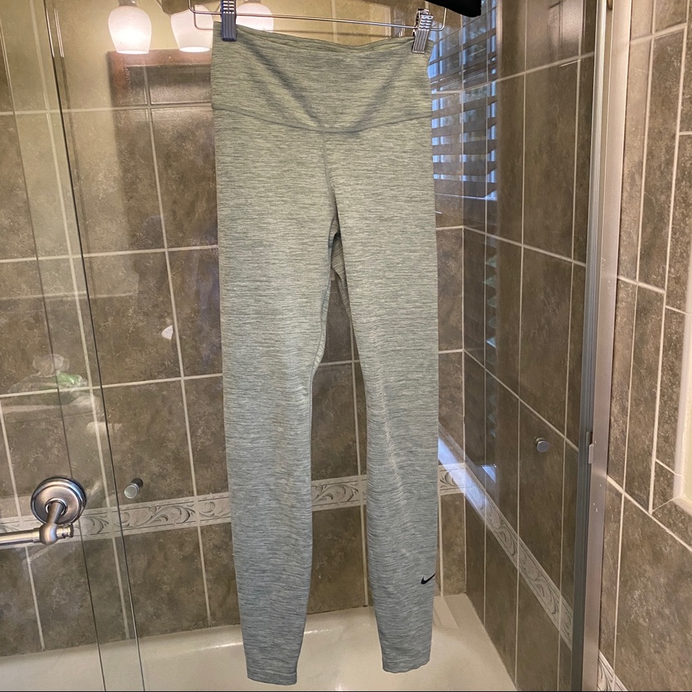 Nike DRI-FIT Legging